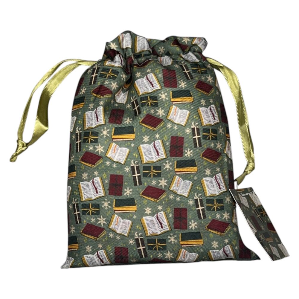 OwlCrate Day 3 The Bookish Advent Calendar - Spirited Away Silky Bookcase Sleeve